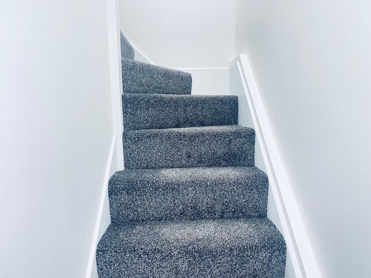 1 Bed Apartment With 2 Beds 1 Double Plus 1 Single Birmingham Extérieur photo